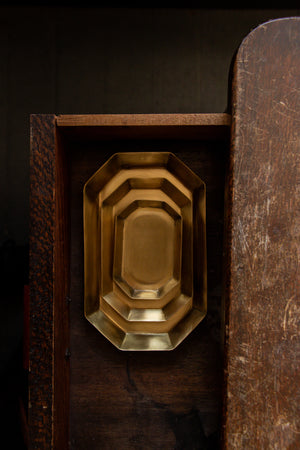 Fog Linen Work Brass Plate Long Octagonal
