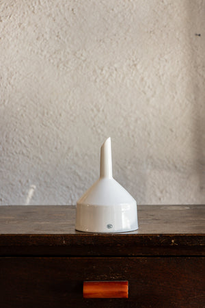 Jipo Buechner Funnel