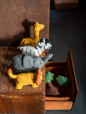 Pashom African Play Set