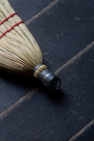 Tumut Whisk Broom 2 Tie