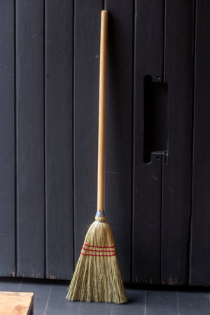 Tumut Broom Toy 3 Tie