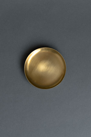 Fog Linen Work Brass Round Plate