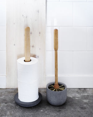 Iris Hantverk Toilet Brush in Concrete Pot
