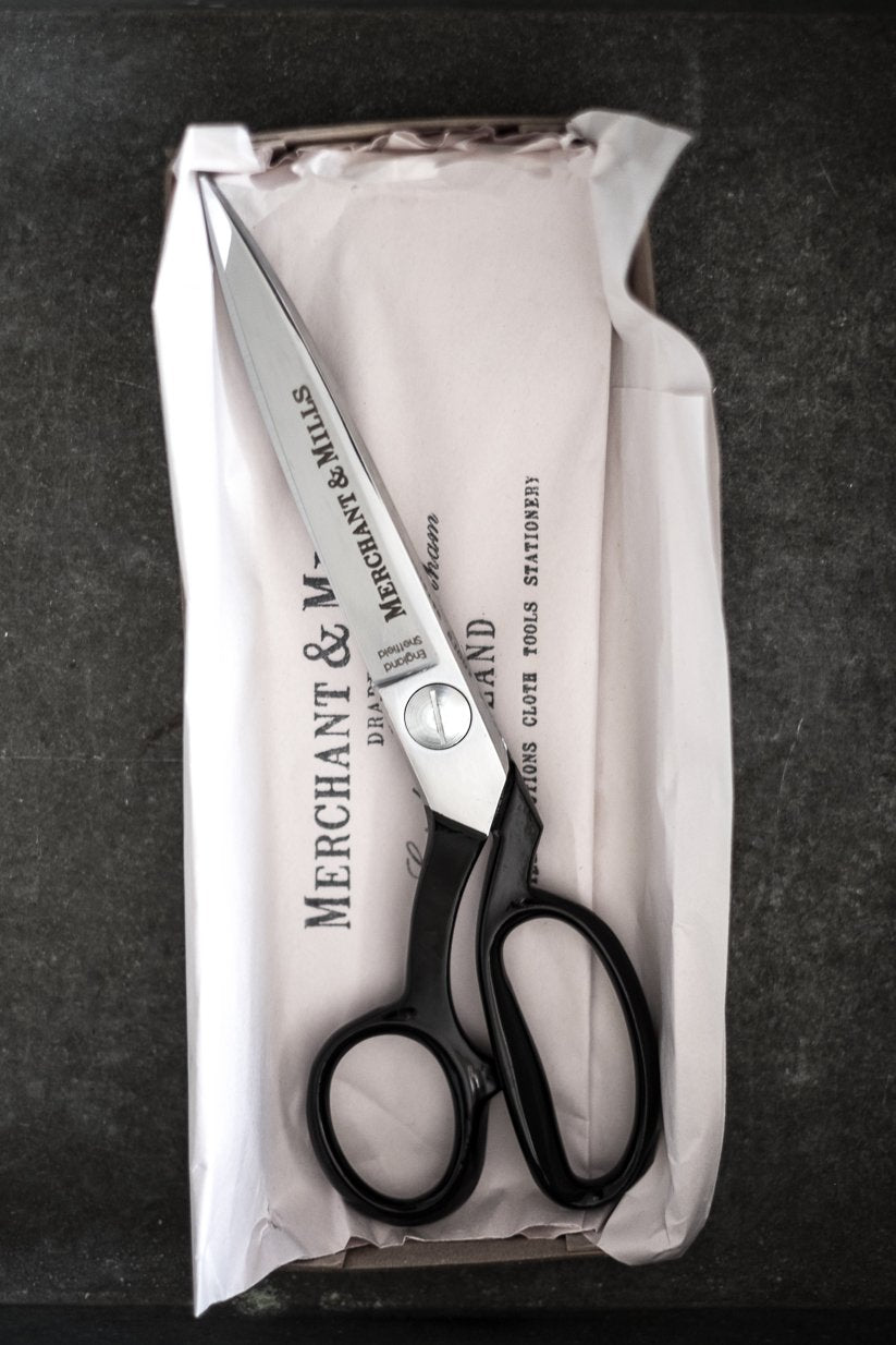 Red Extra Sharp 10 Scissors - Merchant & Mills