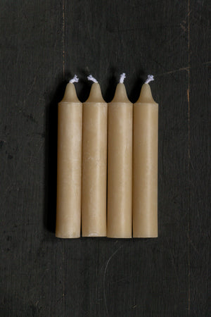 Queen B Dinner Taper Candles 4 Pack