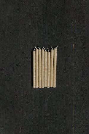 Queen B Birthday Candles 8 Pack