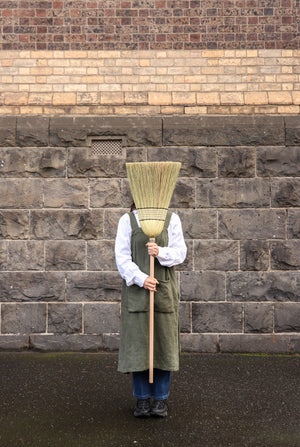 Tumut Woolshed Broom 7 Tie