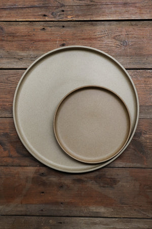Hasami Porcelain Plate / Lid Natural
