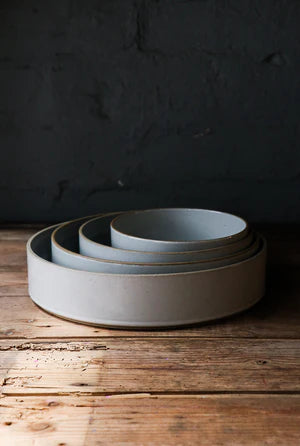 Hasami Porcelain Straight Bowl Tall Gloss Grey