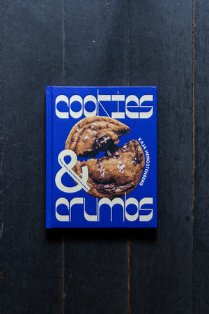 Cookies & Crumbs  By Kaja Hengstenberg