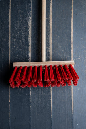 Iris Hantverk Street Brooms