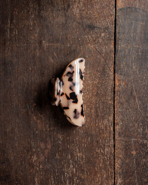 Machete Midi Heirloom Claw in Blonde Tortoise