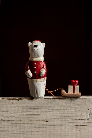 Pole Pole Christmas Bear With Present