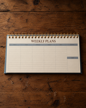 Papier Spiral Top Weekly Desk Pad – image 2