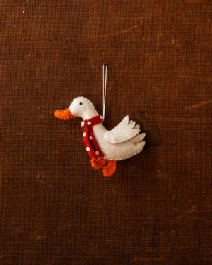 Pashom Christmas Goose With Scarf Ornament