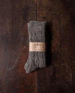 Yahae Alpaca Cable Pattern Socks Grey