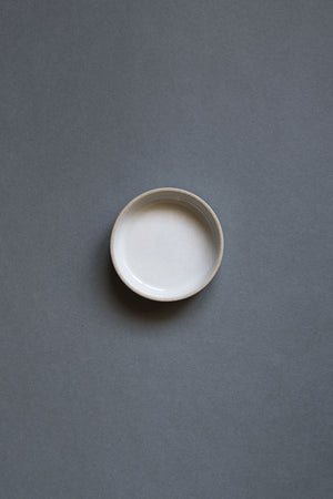 Hasami Porcelain Plate/ Lid Gloss Grey