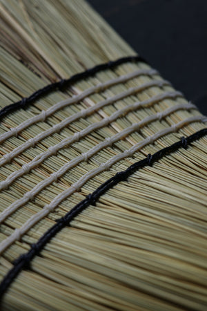 Tumut Woolshed Broom 7 Tie