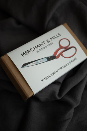 Merchant & Mills 8'' Extra Sharp Red Scissors